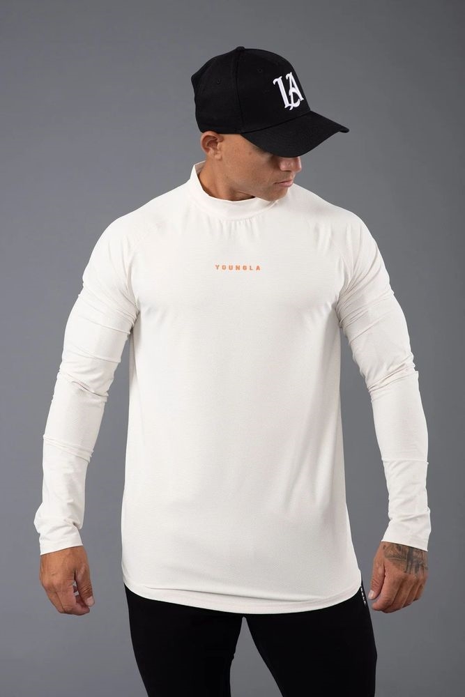 https://www.younglacanada.ca/images/large/younglacanada/Young_LA_808_High_Neck_Compression_Shirt-ZAWKS-8521_1_ZOOM.jpg